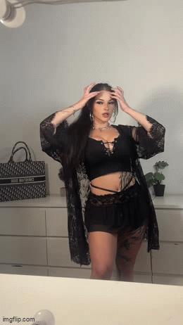 What's the name of this pornstar?
