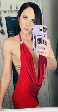What's the name of this pornstar?