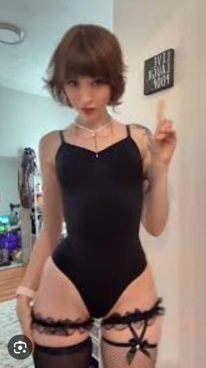 What's the name of this pornstar?