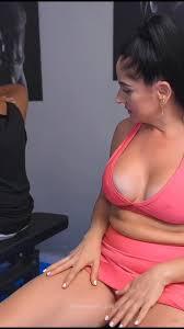 What's the name of this pornstar?