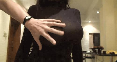 Whats this girls name? Whats the name of the scene? 