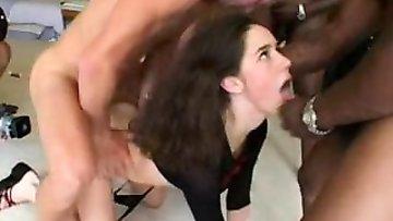 What's the name of this pornstar?