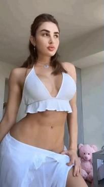 What's the name of this pornstar?