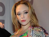 https://www.wallofcelebrities.com/celebrity/kagney-linn-karter/pictures/kagney-linn-karter_2060632.html http://media.gettyimages.com/id/137288190/pt/foto/las-vegas-nv-rolando-gamez-poses-with-adult-film-actresses-gracie-glam-and-kagney-linn-karter.jpg?s=2048x2048&w=gi&k=20&c=8YnI7oCrIFuJNKpNArfbnJT0k7uTpnmDDkPnWjtHD_8=