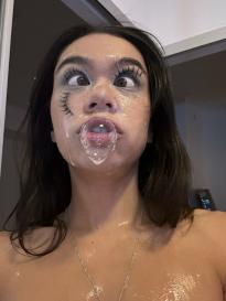 What's the name of this pornstar?