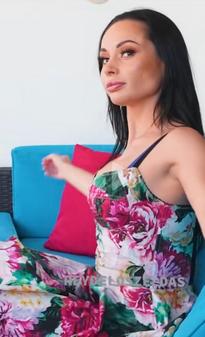 What's the name of this pornstar?