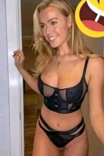 What's the name of this pornstar?