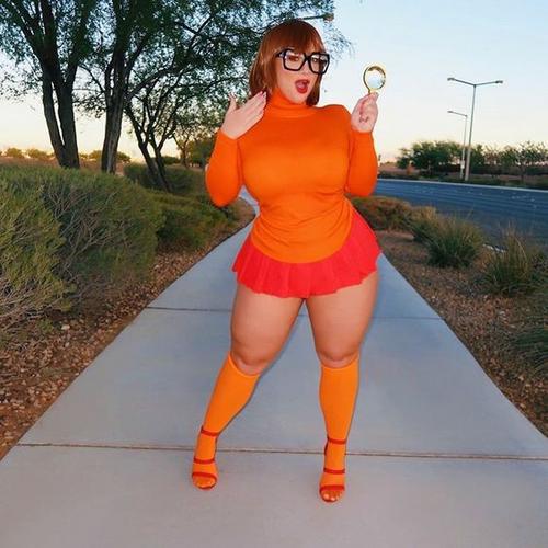 What's the name of this pornstar?