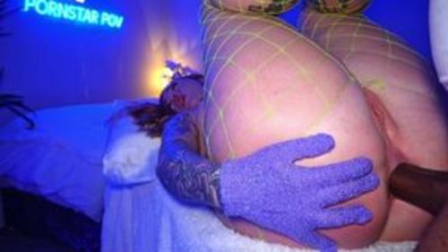 What's the name of this pornstar?