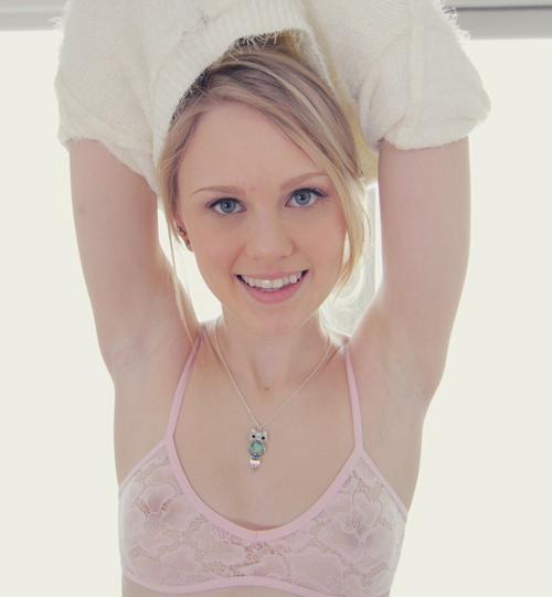 What's the name of this pornstar?