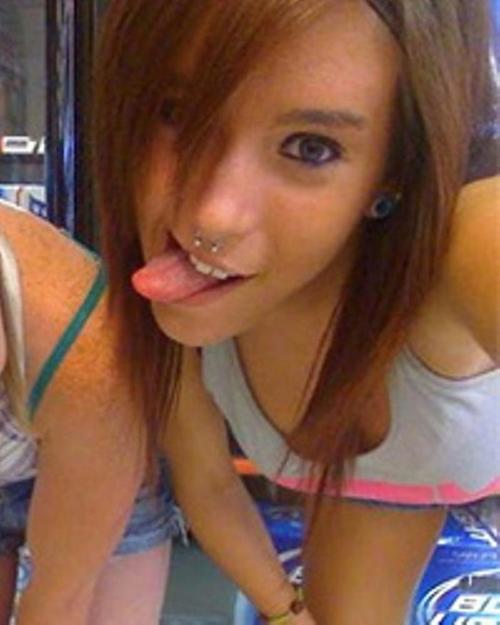 What's the name of this pornstar?