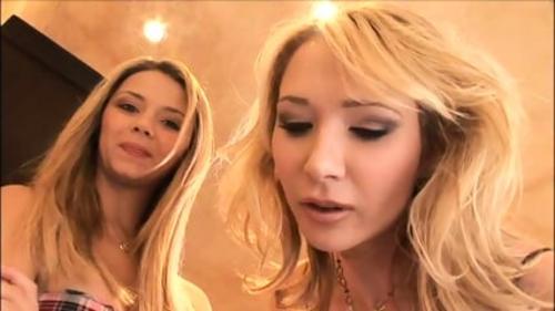 Who is the blonde on the right not Ashlynn Brooke?