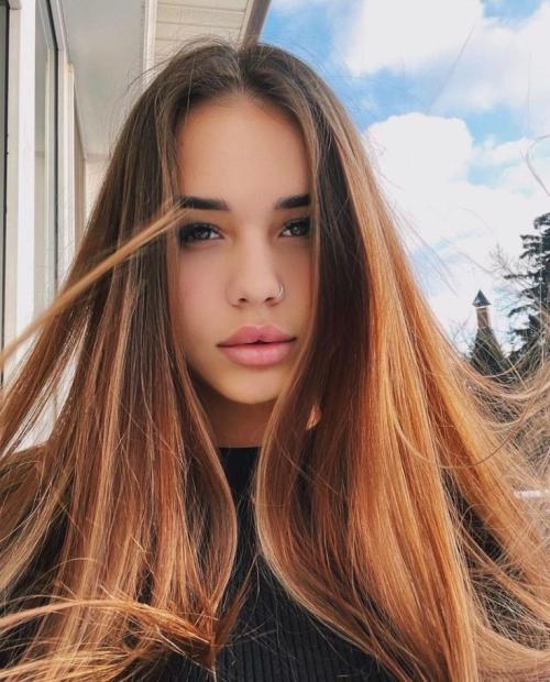 What's the name of this pornstar?