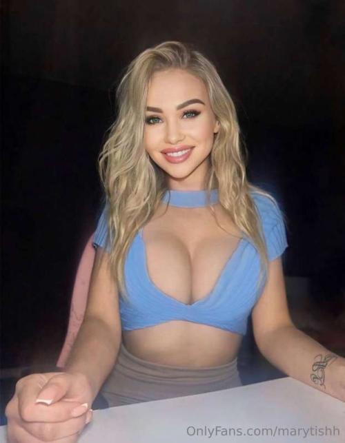 Whats this girls name? Source? Full photoshoot? No its not her name on photo This account is probably stealing other peoples content since there are different women under that name